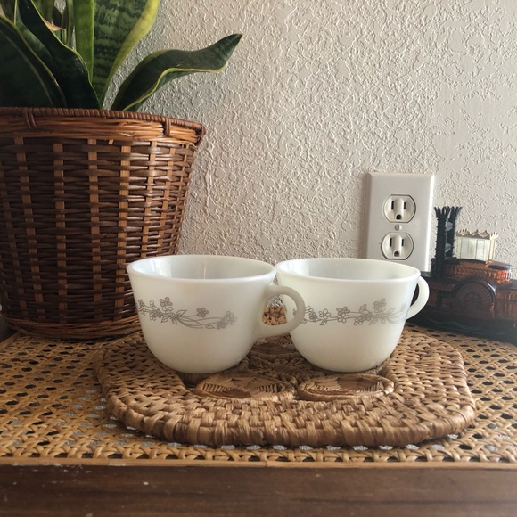 Pyrex Other - Pyrex Ribbon Bouquet Coffee Mugs/Cups Set of 2 Gray and White Flowers